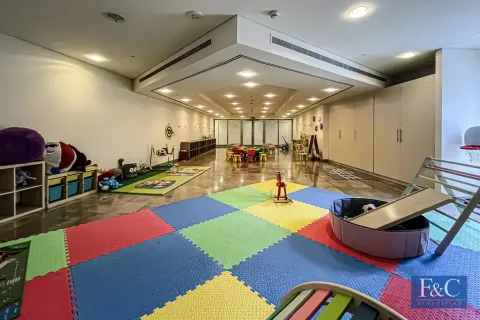 Apartment in DIFC, Dubai 3 bedrooms, 268 sq.m. № 103344 - photo 4
