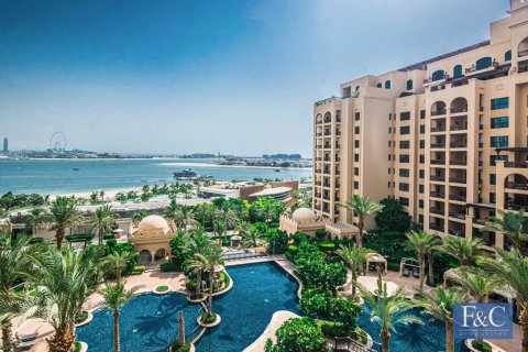 Apartment in The Fairmont Palm Residences, Palm Jumeirah, Dubai 2 bedrooms, 185 sq.m. № 103339 - photo 3