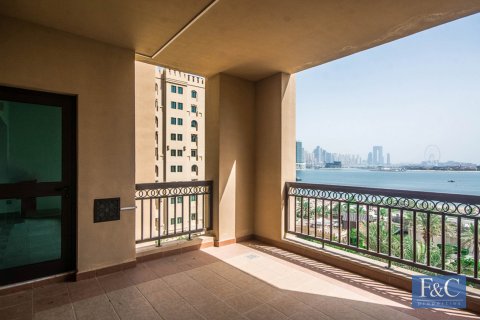 Apartment in The Fairmont Palm Residences, Palm Jumeirah, Dubai 2 bedrooms, 185 sq.m. № 103339 - photo 11