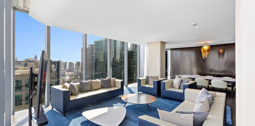 Apartamento en Business Bay, Dubai, 2 dormitorios, 207.3 m², № 72256