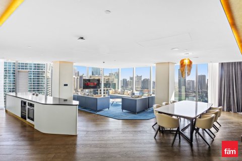 Купить квартиру в Бизнес-Бэе, Дубай: 2 спальни, 207.3м², № 72256 - фото 4