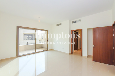 Villa in Azalea, Arabian Ranches 2, Dubai 4 bedrooms, 402.26999000 sq.m. № 18244 - photo 10