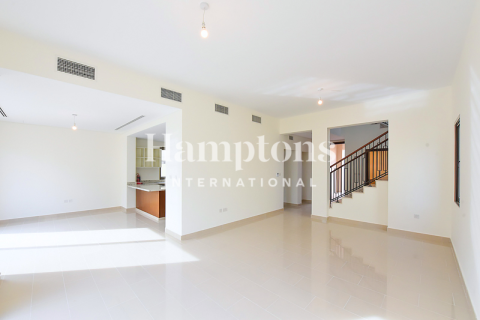 Villa in Azalea, Arabian Ranches 2, Dubai 4 bedrooms, 402.26999000 sq.m. № 18244 - photo 4