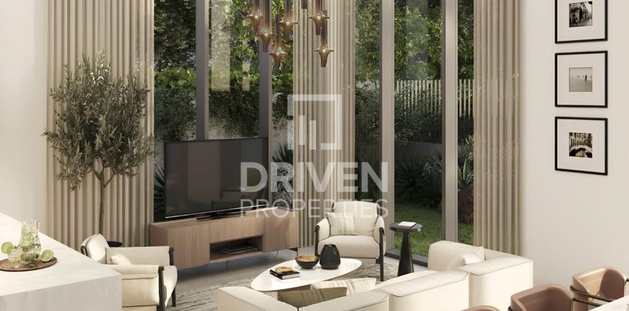 Townhouse in Mudon, Dubai 3 bedrooms, 239 sq.m. № 18776