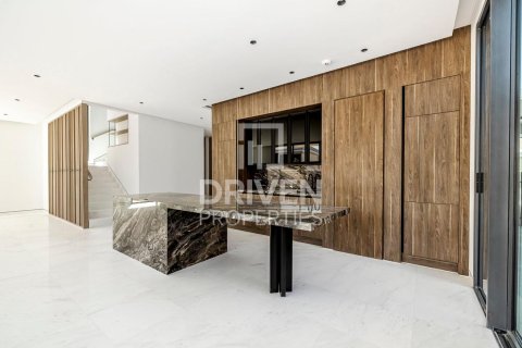 Villa in Harmony, Tilal Al Ghaf, Dubai 5 bedrooms, 526 sq.m. № 18781 - photo 2