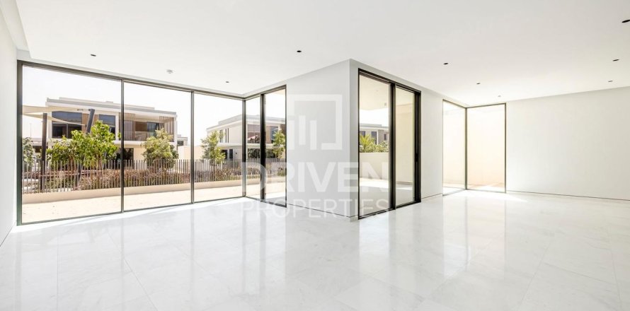 Villa in Harmony, Tilal Al Ghaf, Dubai 5 bedrooms, 526 sq.m. № 18781
