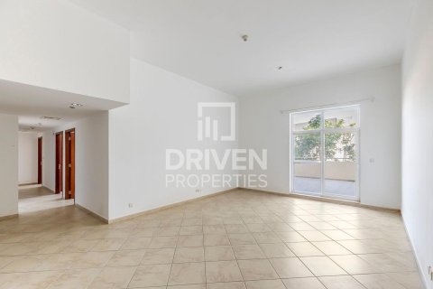 Купить квартиру в Motor City, Дубай: 3 спальни, 258м², № 18777 - фото 2