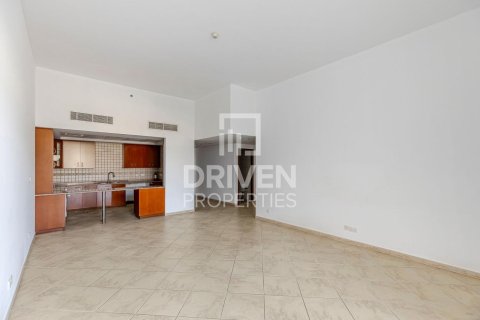 Купить квартиру в Motor City, Дубай: 3 спальни, 258м², № 18777 - фото 3