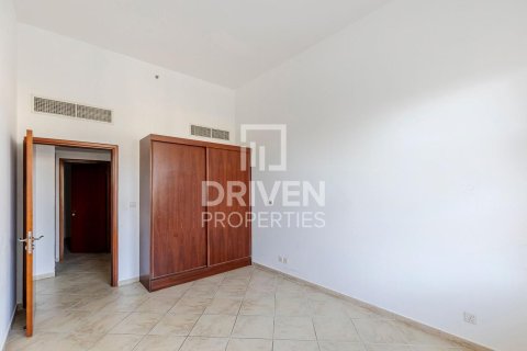 Купить квартиру в Motor City, Дубай: 3 спальни, 258м², № 18777 - фото 11