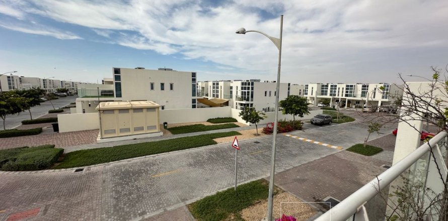 Maison de ville à Dubai, 4 chambres, 222.2 m², № 13140