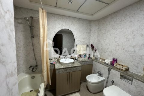 Apartment in The Torch, Dubai Marina, Dubai 1 bedroom, 82 sq.m. № 105354 - photo 2