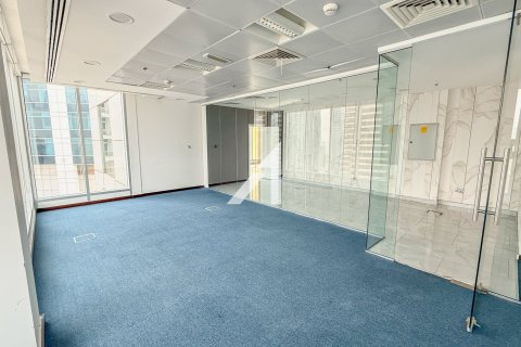 Office in Dubai 326.3 sq.m. № 72617 - photo 1