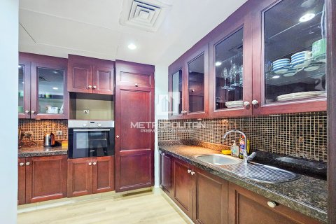 Apartment in Yansoon, Old Town, Dubai 2 bedrooms, 124 sq.m. № 72616 - photo 13