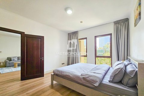 Apartment in Yansoon, Old Town, Dubai 2 bedrooms, 124 sq.m. № 72616 - photo 8