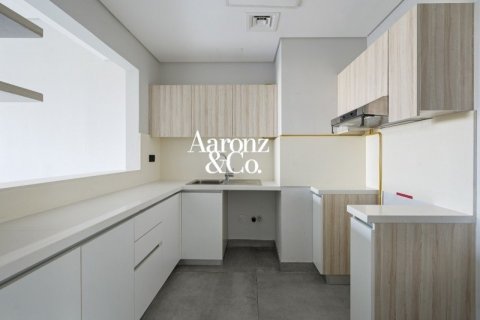 Apartment in Jumeirah Village Triangle, Dubai 2 bedrooms, 135 sq.m. № 108822 - photo 4