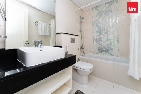 Apartment in Business Bay, Dubai 2 bedrooms, 127.9 sq.m. № 10340 - photo 16