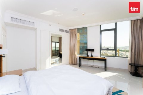 Apartment in Business Bay, Dubai 2 bedrooms, 127.9 sq.m. № 10340 - photo 10