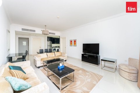 Apartment in Business Bay, Dubai 2 bedrooms, 127.9 sq.m. № 10340 - photo 2