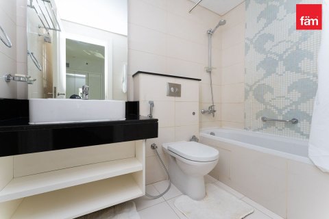 Apartment in Business Bay, Dubai 2 bedrooms, 127.9 sq.m. № 10340 - photo 17