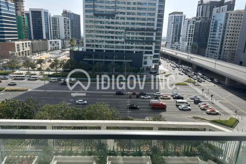 Appartement à Business Bay, Dubai, 1 chambre, 61 m², № 41884 - photo 9