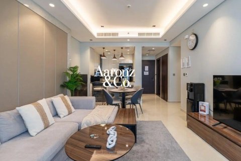 Apartment in Business Bay, Dubai 2 bedrooms, 118 sq.m. № 115047 - photo 2