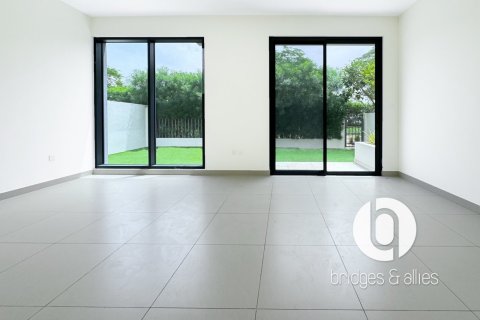 Villa in Dubai Hills Estate, Dubai 4 bedrooms, 229 sq.m. № 115050 - photo 9