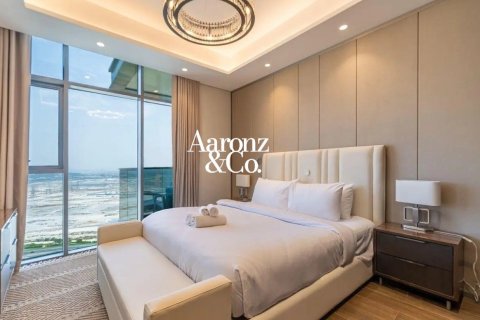 Apartment in Business Bay, Dubai 2 bedrooms, 118 sq.m. № 115048 - photo 3