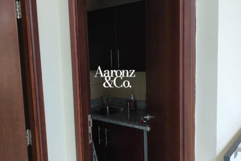 Office in Business Bay, Dubai 103 sq.m. № 115049 - photo 8