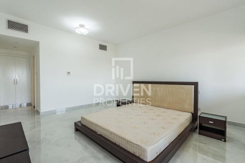 Apartment in Dubai Festival City, Dubai 3 bedrooms, 242.11 sq.m. № 129488 - photo 3