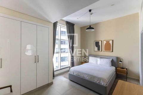 Apartment in Marina Arcade Tower, Dubai Marina, Dubai 2 bedrooms, 107.95 sq.m. № 129487 - photo 5