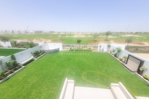 Villa in Dubai South (Dubai World Central), Dubai 4 bedrooms, 583.15213100 sq.m. № 108804 - photo 5