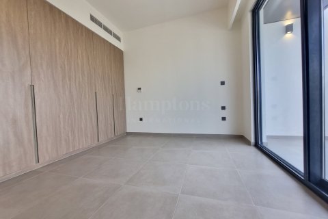 Townhouse in Sweden, The World Islands, Dubai 3 bedrooms, 174.00731900 sq.m. № 108805 - photo 4