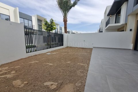 Townhouse in Sweden, The World Islands, Dubai 3 bedrooms, 174.00731900 sq.m. № 108805 - photo 11