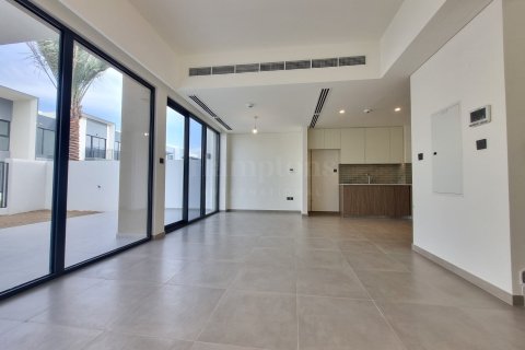 Townhouse in Sweden, The World Islands, Dubai 3 bedrooms, 174.00731900 sq.m. № 108805 - photo 14