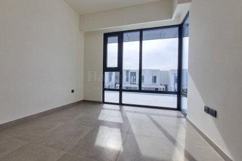 Townhouse in Sweden, The World Islands, Dubai 3 bedrooms, 174.00731900 sq.m. № 108805 - photo 10