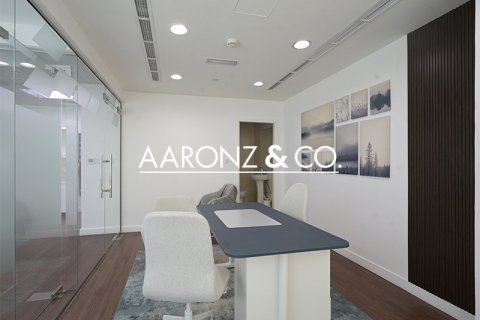 Office in Bayswater, Business Bay, Dubai 74 sq.m. № 89070 - photo 4