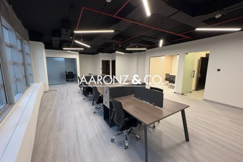Office in Business Bay, Dubai 97 sq.m. № 89075 - photo 2