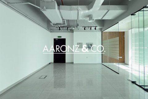 Oficina en Business Bay, Dubai, 47 m², № 89073 - foto 2