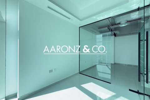 Oficina en Business Bay, Dubai, 47 m², № 89073 - foto 4