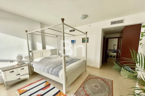 Apartment in Jumeirah Beach Residence, Dubai 1 bedroom, 103 sq.m. № 24026 - photo 9
