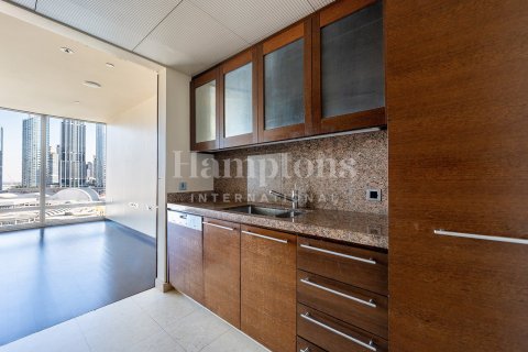 Apartment in Burj Khalifa, Dubai 1 bedroom, 76.73787800 sq.m. № 64017 - photo 17