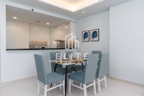 Apartamento en Paramount Tower Hotel & Residences, Business Bay, Dubai, 2 dormitorios, 131 m², № 124945 - foto 4