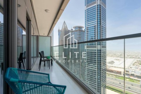 Apartamento en Paramount Tower Hotel & Residences, Business Bay, Dubai, 2 dormitorios, 131 m², № 124945 - foto 2