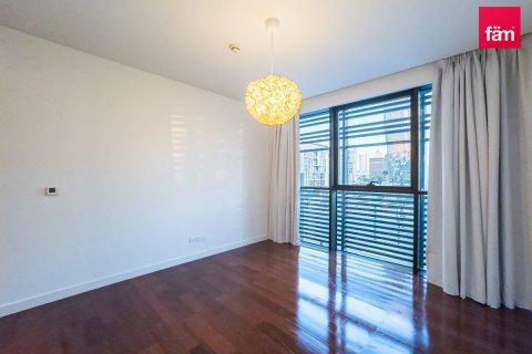 Снять в аренду квартиру в Аль-Васле, Дубай: 3 спальни, 233.4м², № 55550 - фото 12