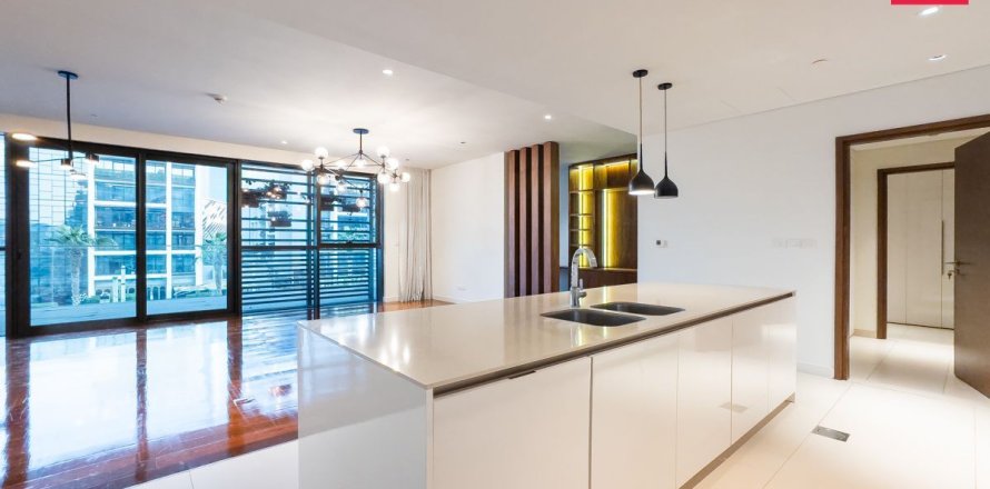 Appartement à Al Wasl, Dubai, 3 chambres, 233.4 m², № 55550