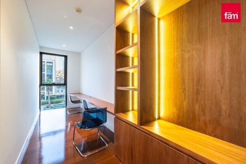 Снять в аренду квартиру в Аль-Васле, Дубай: 3 спальни, 233.4м², № 55550 - фото 6