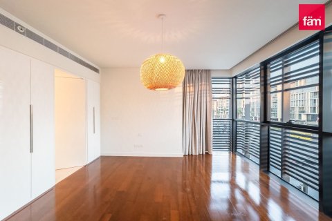 Снять в аренду квартиру в Аль-Васле, Дубай: 3 спальни, 233.4м², № 55550 - фото 4