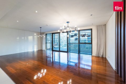 Снять в аренду квартиру в Аль-Васле, Дубай: 3 спальни, 233.4м², № 55550 - фото 16