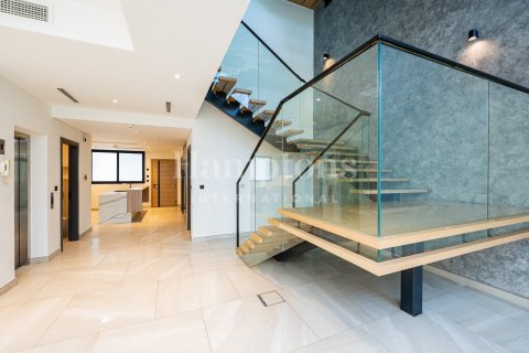 Снять в аренду таунхаус в FIVE at Jumeirah Village Circle, Джумейра Вилладж Серкл, Дубай: 4 спальни, 200.19946179м², № 12678 - фото 4
