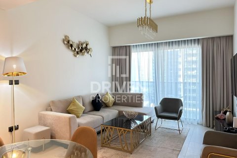 Apartamento en Opera District, Downtown Dubai (Downtown Burj Dubai), Dubai, 1 dormitorio, 66.15 m², № 136752 - foto 2